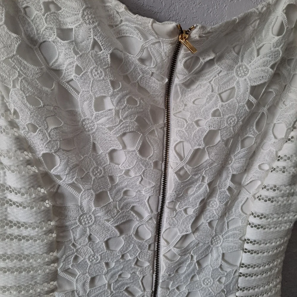 Calvin Klein White Floral Lace Dress - Picture 6 of 8